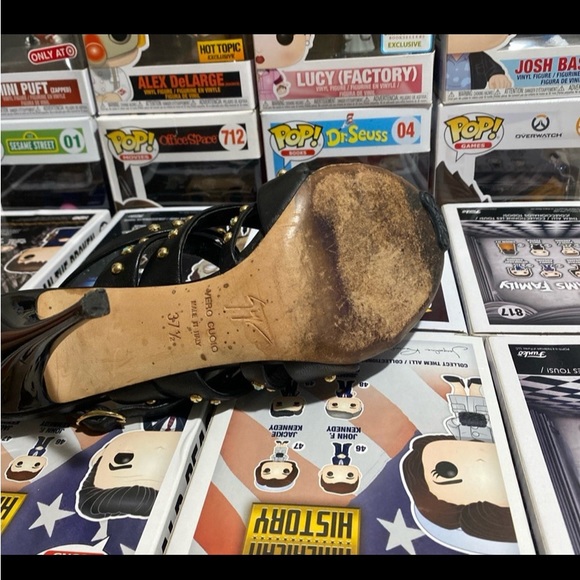 Giuseppe Zanotti Leather Strap Heels - Picture 7 of 7